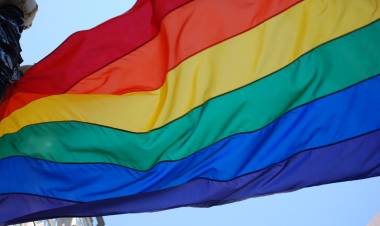 Bollywood movies that address homophobia.